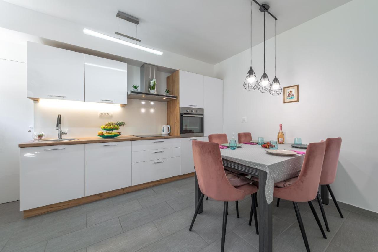 Ana & Mia Apartment ดูบรอฟนิก ภายนอก รูปภาพ