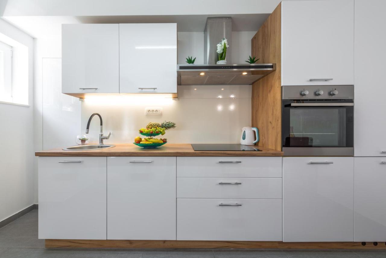 Ana & Mia Apartment ดูบรอฟนิก ภายนอก รูปภาพ
