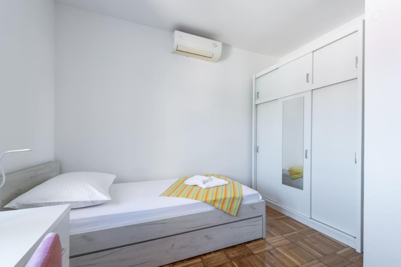Ana & Mia Apartment ดูบรอฟนิก ภายนอก รูปภาพ
